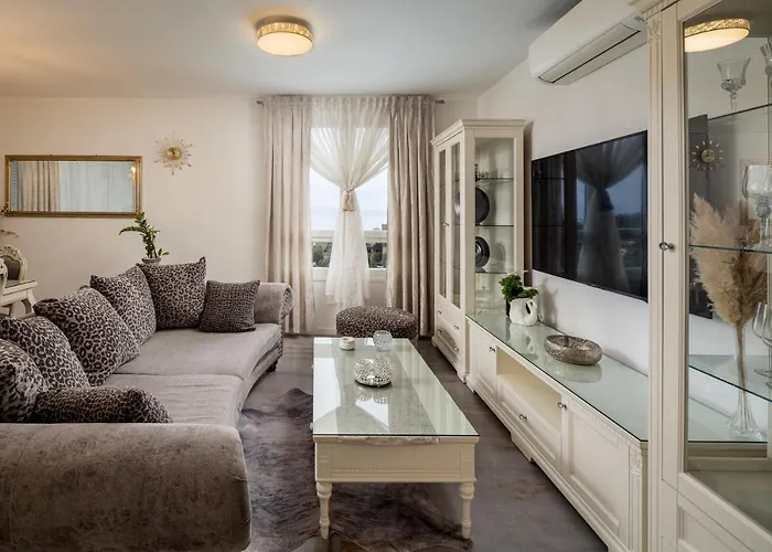 Daire Luxury Azure