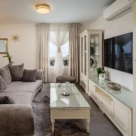 Апартаменты Luxury Azure